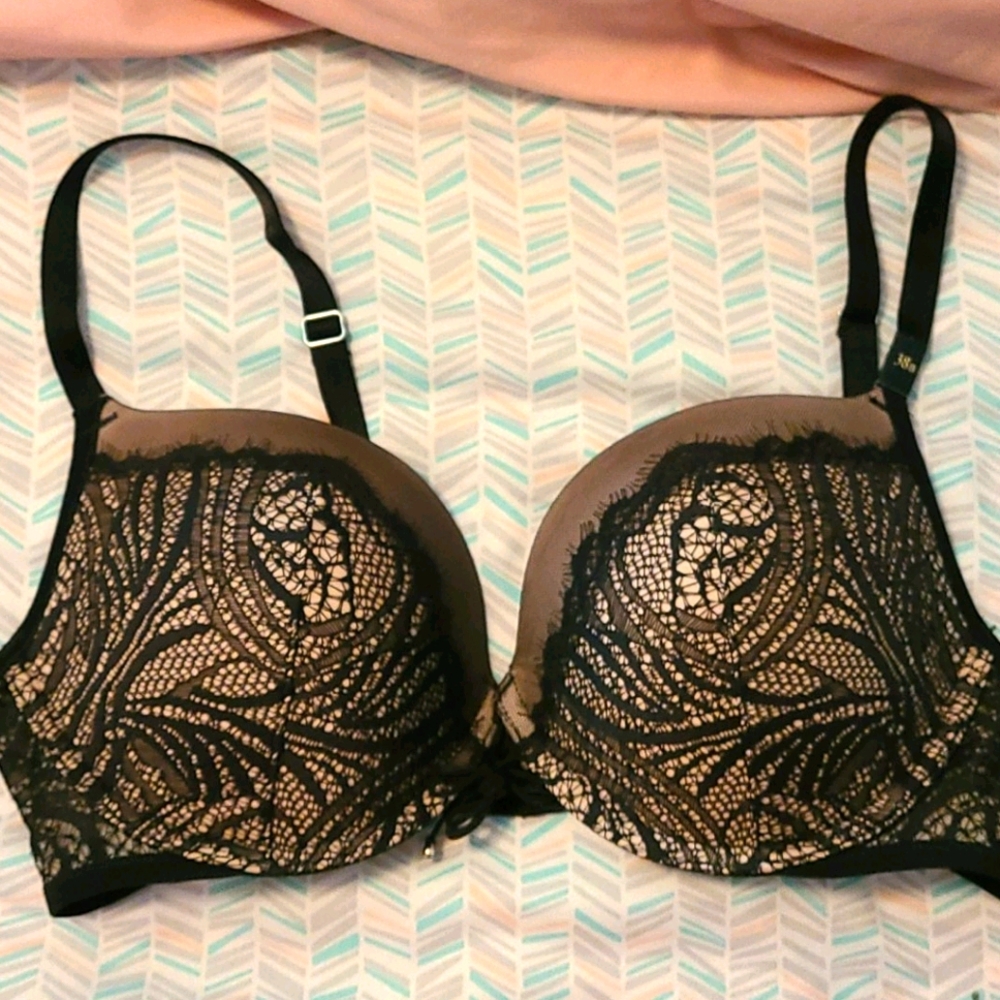 Victoria Secret Very Sexy Push Up Bra